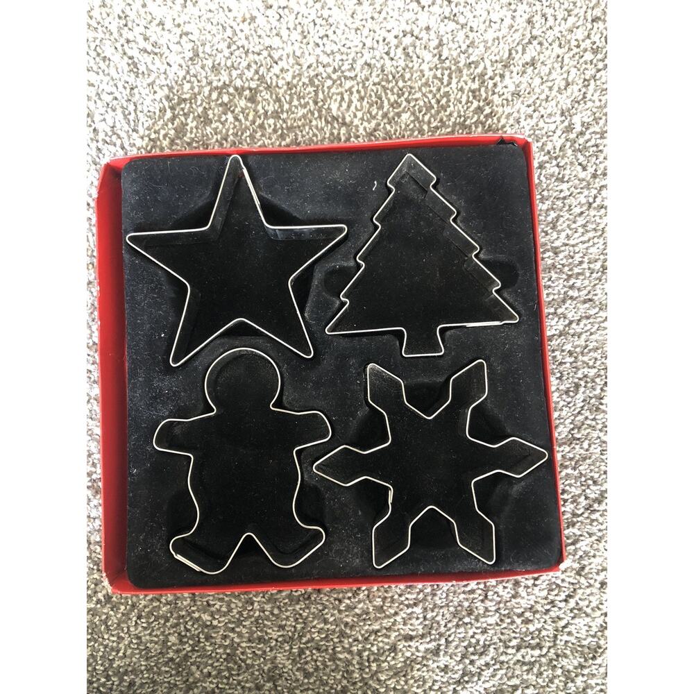 MIU FRANCE Christmas Cookie Cutter Set. Vintage Large Original Box